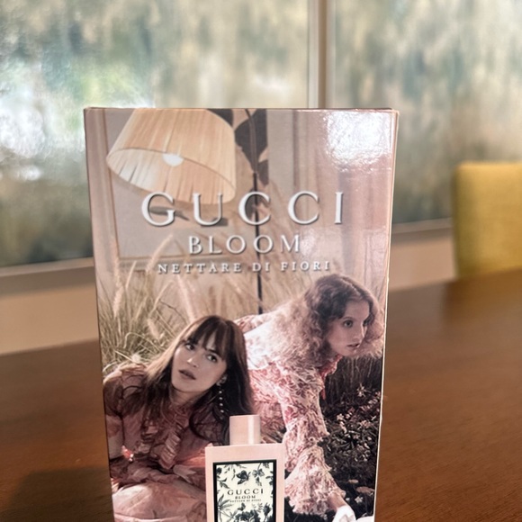GUCCI Bloom Nettare Di Fiori An intensely sensual and feminine fragrance. - Picture 6 of 11